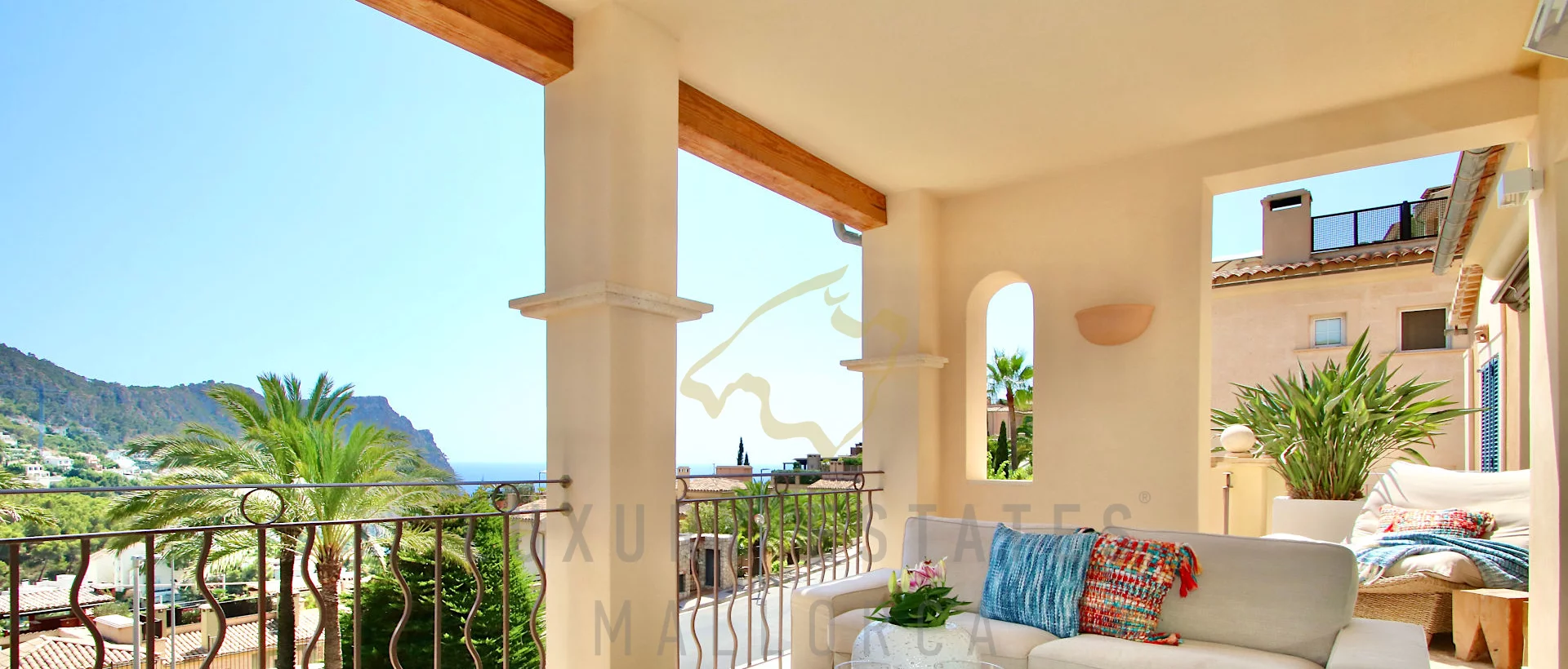 terrace in penthous ein port andratx for sale