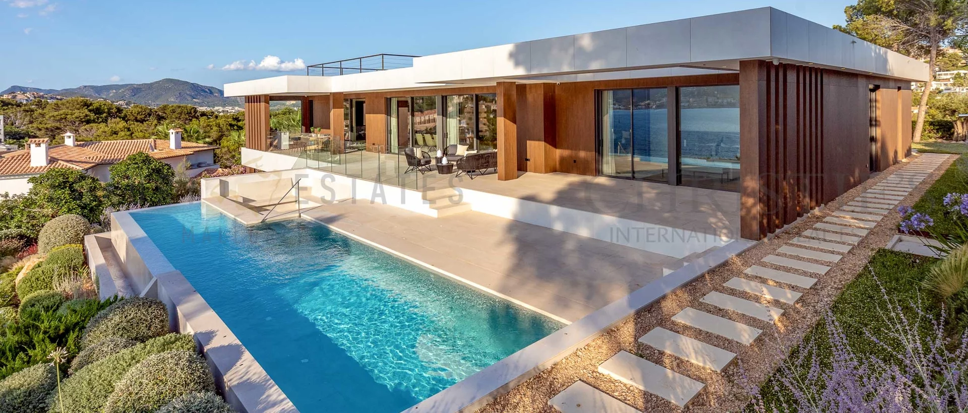 luxux neubau villa santa ponsa  27